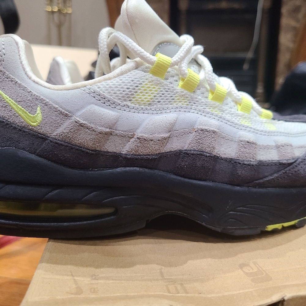 NIKE Air Max '95